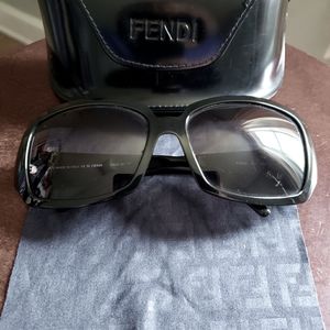 Fendi Sunglasses FS343 001